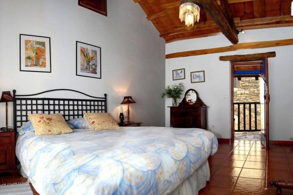 Casa Camarga Villa Santiago Millas Exteriör bild
